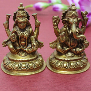 Divine Laxmi Ganesha Idols 