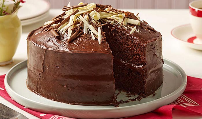 20 Most Popular & Indulgent Chocolate Cakes You Must Try in 2022!!