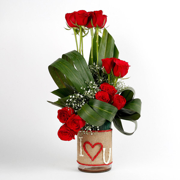 Send Romantic Red Rose Vase Arrangement Online - EXFNP568VL19 | Giftalove