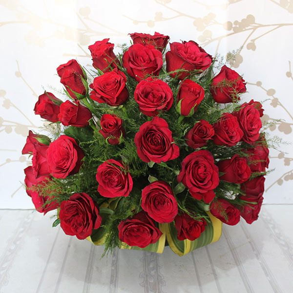 Send 40 Red Roses in a Bouquet Online - PR17070GAL17 | Giftalove