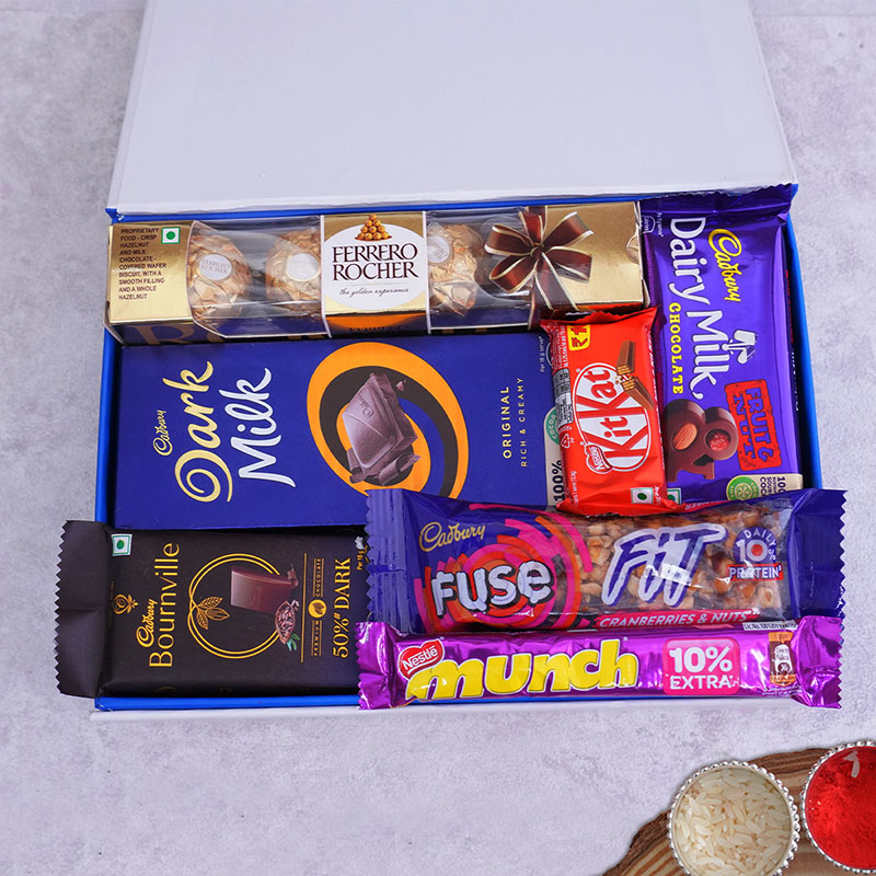 Send Chocolates in Signature Box for Bhaidooj Online BD22108750