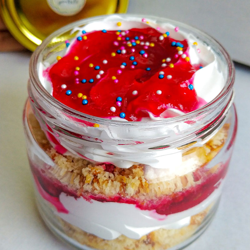 Send Funfetti Strawberry Jar Cake Online GAL22109921 Giftalove