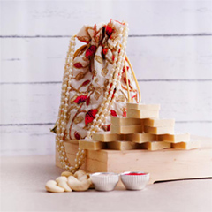 Kaju Katli N Cashews Bhai Dooj Hamper