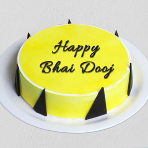 Butterscotch Bhai Dooj Cake