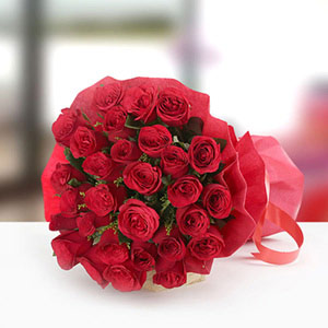 Beauty of 30 Red Roses