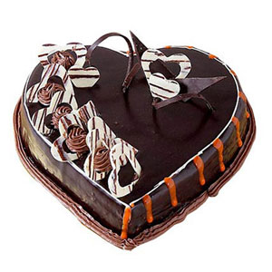 Delicious Heart Shape Truffle Cake