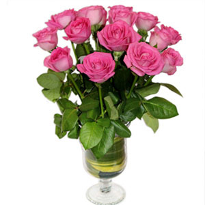 Cute Pink Rose Glass Arrangement