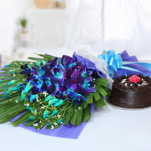 Fresh Orchid Flowers with Chocolate Cake 