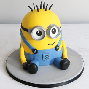 Personalized Minion cake