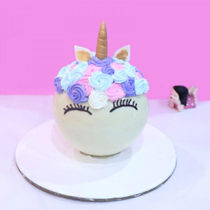 Unicorn Pinata Cake