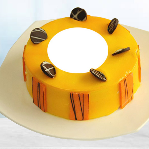 Send Yummy Mango Cake Online