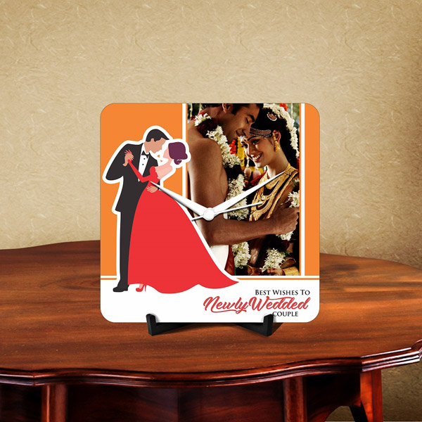 Send Personalized Desk Clock for Newly Wedded Couple  Online