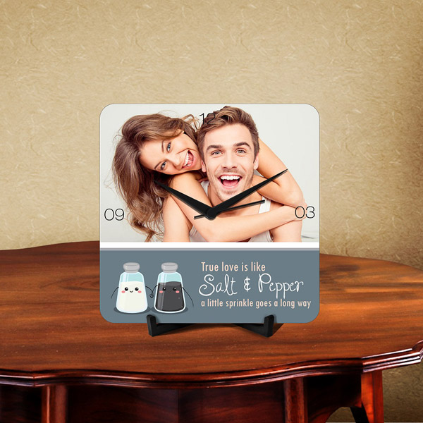 Send Personalized Desk Clock for Salt and Pepper Couples   Online