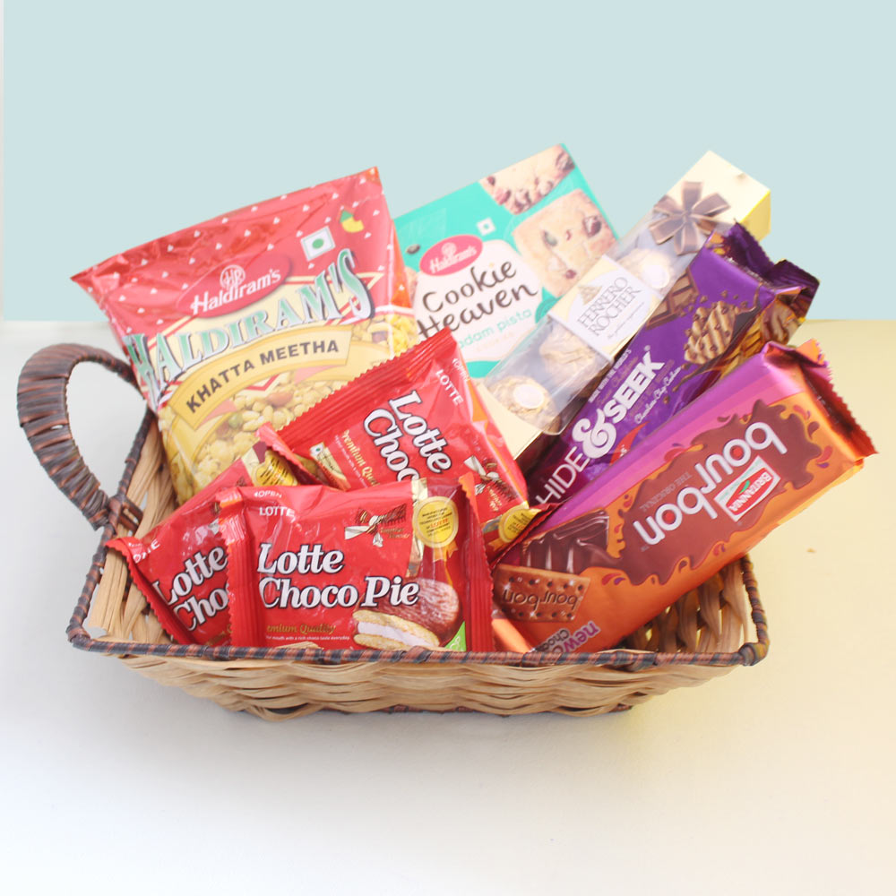Send Chocolaty Delights Basket Online