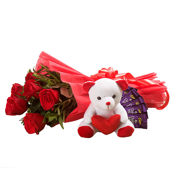 Send Red Roses Bouquet with Chocolates & Teddy Online
