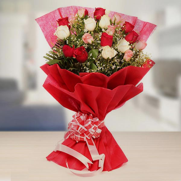 Send Prismatic Rose Bouquet Online