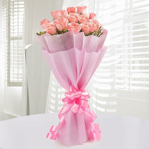 Send 12 Endearing Pink Roses Online