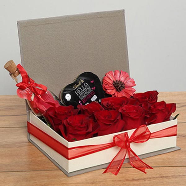Send Red Roses and Heart Shaped Chocolate Hamper Online