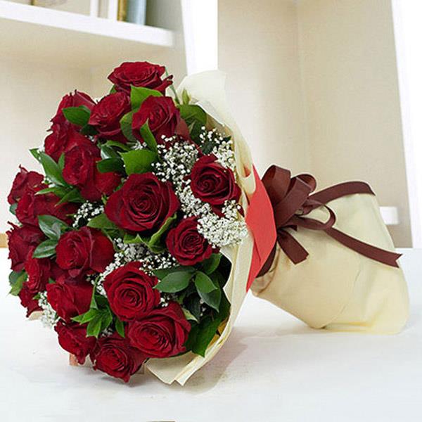 Send Beautiful Red Roses Bouquet Online