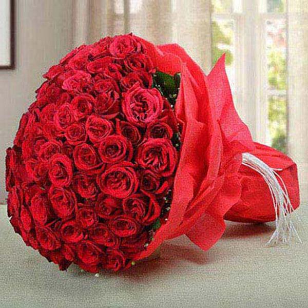 Send Gorgeous Red Roses Bouquet Online Fnpuaevlf47vl19 Talove