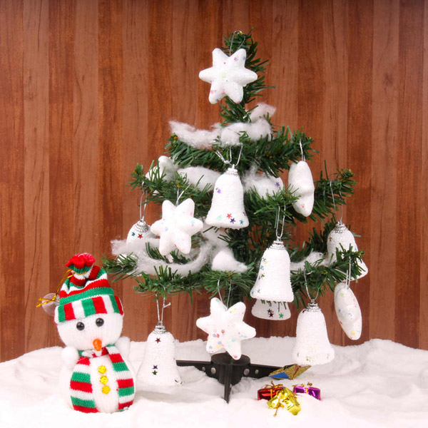 Send Snowy Christmas Tree With Snow Man Online