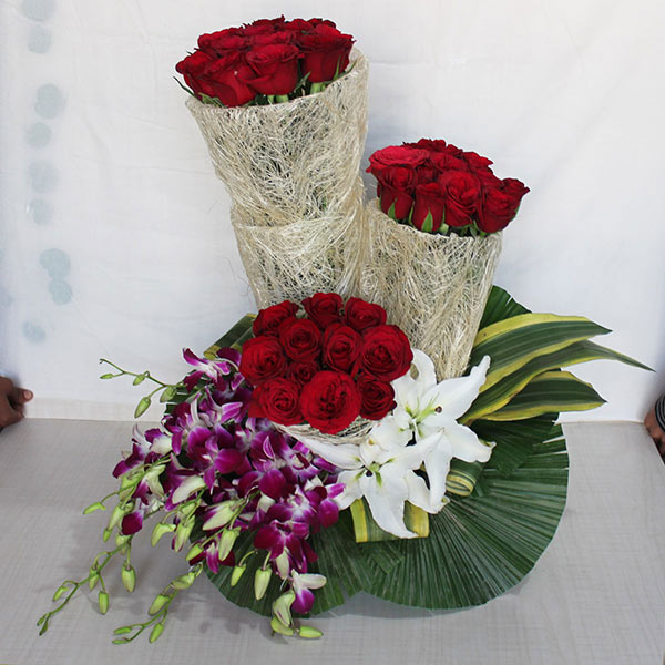 Send Beautiful Flower Basket Online