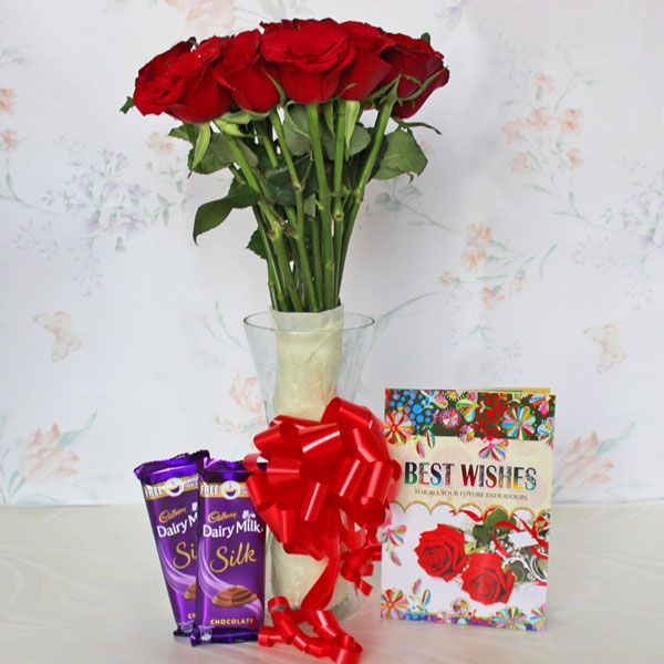 Send Red Roses Bunch Combo Online