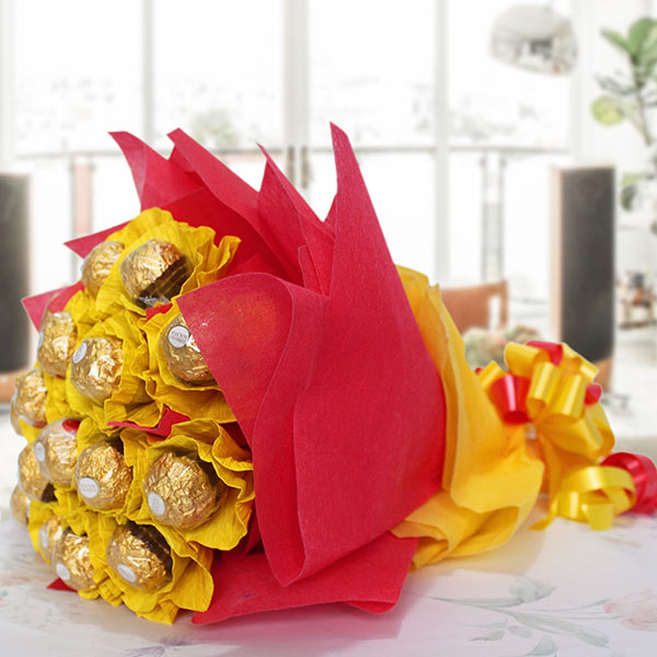 Send Fererro Rocher Chooclate Bouquet Online