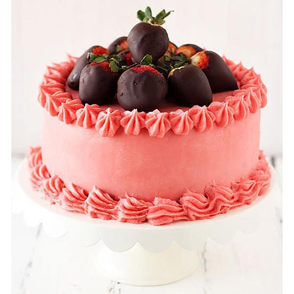Send Strawberry Delight Cake Online