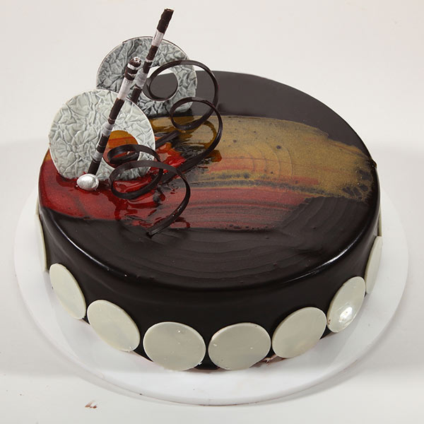 Send The Designer Chocolate Cake Online