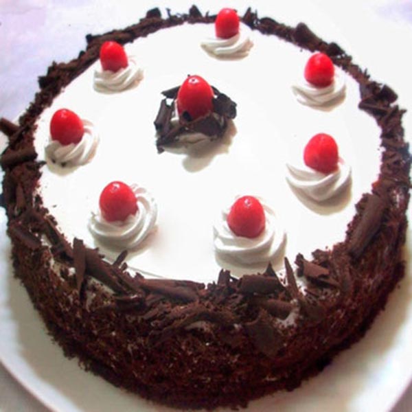 Send Cheery on Top&#39; Blackforest Cake Online