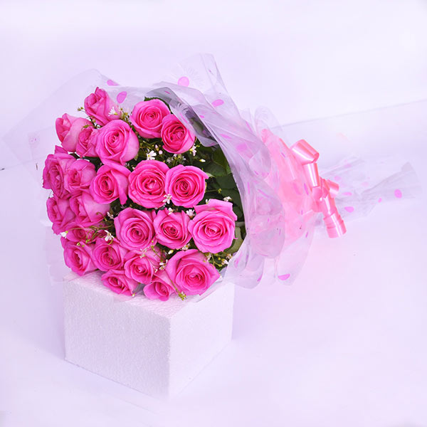 Send Admirable Pink Rose Bunch Online