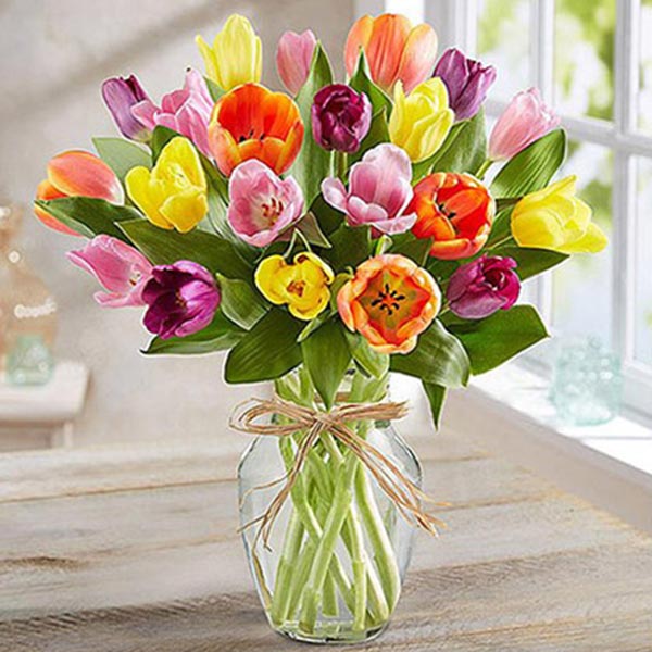 Send Colourful Tulips In Glass Vase Online