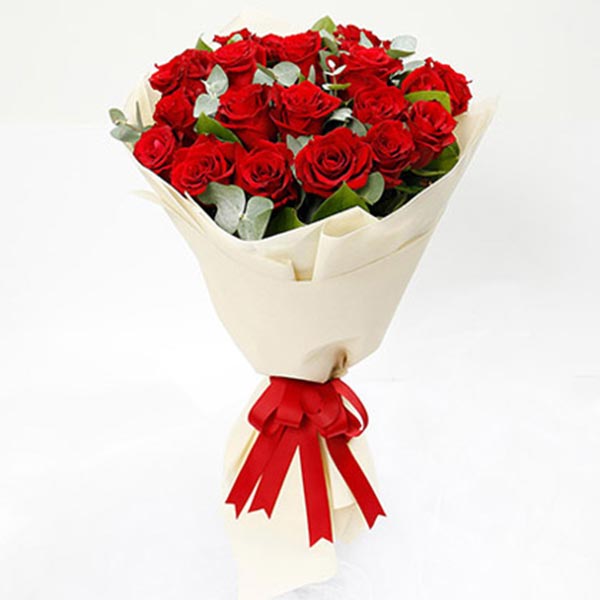 Send Timeless 20 Red Roses Bouquet Online