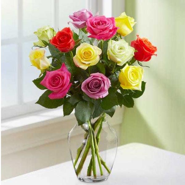 Send 12 Assorted Roses in Glass Vase Online