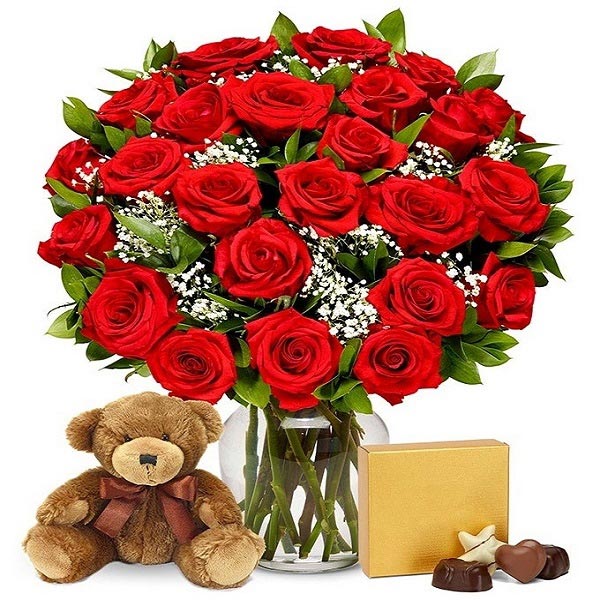Send Rose Bouquet with Chocolates N Teddy Online