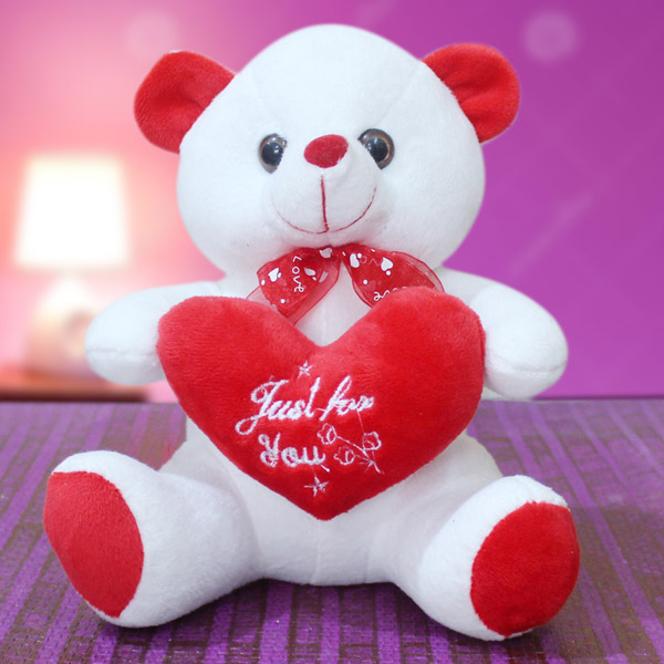 Send Teddy with Heart Online
