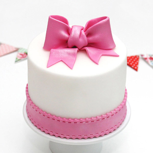 Send Adorable Pink Bow Cake Online