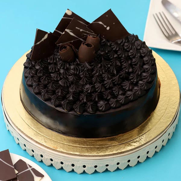 Send Creamy Chocolate Truffle Cake  Online