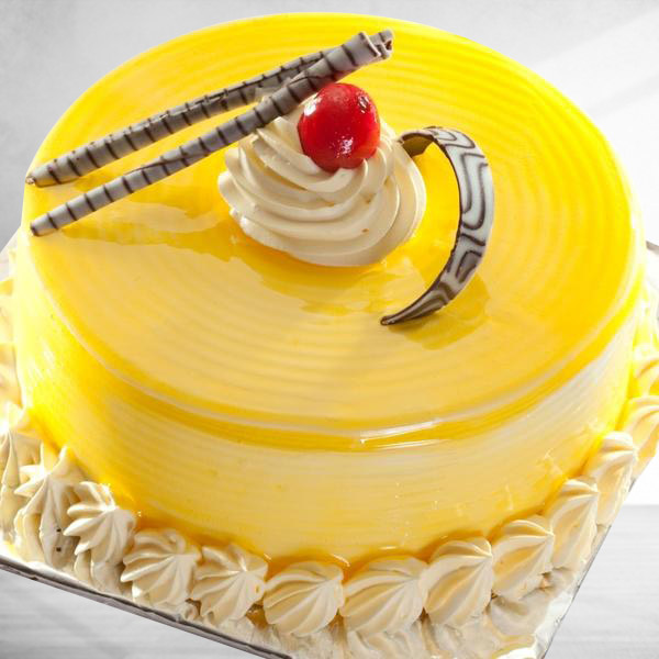 Send Creamy Mango Flavor Cake Online