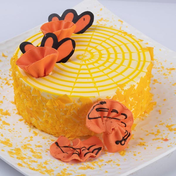 Send Delectable Cream Mango Cake Online