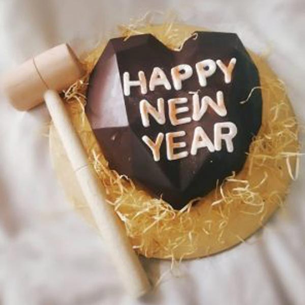 Send Delicious Choco Pinata New Year Cake Online