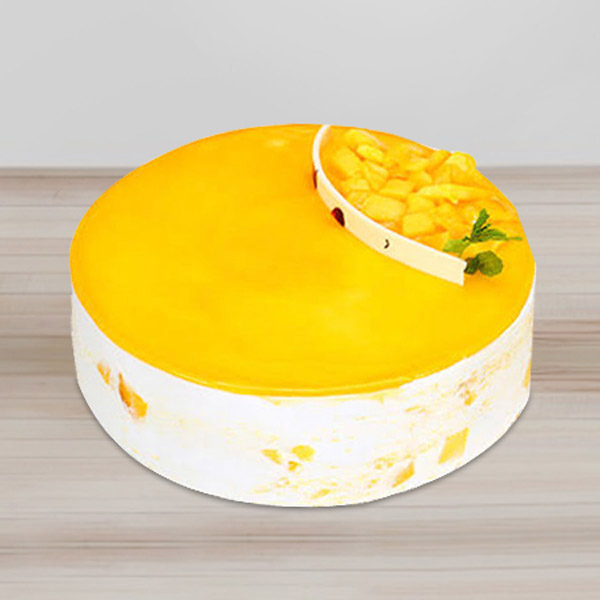 Send Delightful Mango Cake Online