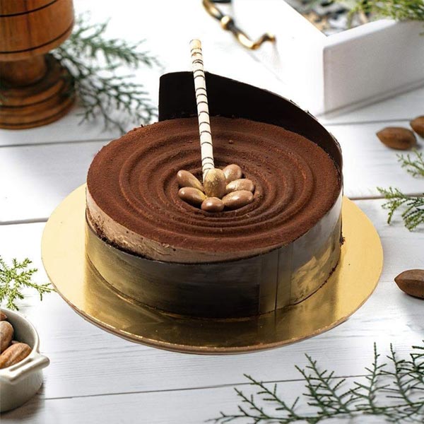 Send Deluxe Chocolate Truffle Cake Online