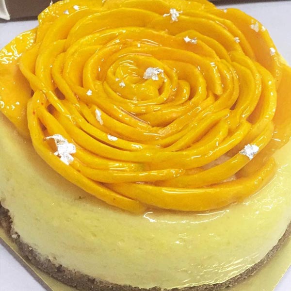 Send Floral Mango Cake Online
