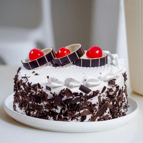 Send Mouthwatering Black Forest Cake Online