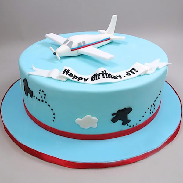 Send Personalized Pilot themed cake Online