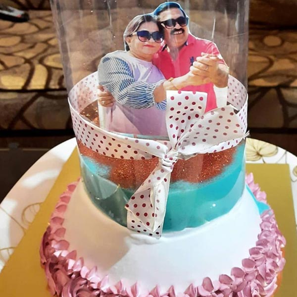 Send Photo Pull Me Up Cake Online