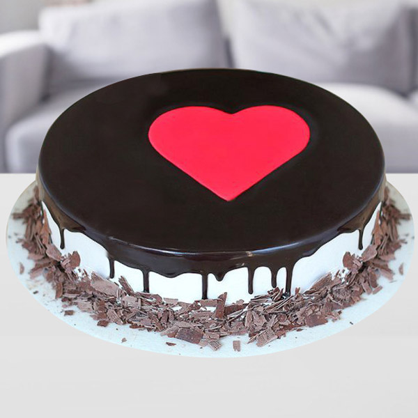 Send Romantic Vday Black Forest Cake Online