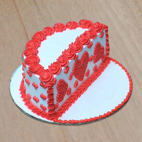 Send semi-round-strawberry-cake Online